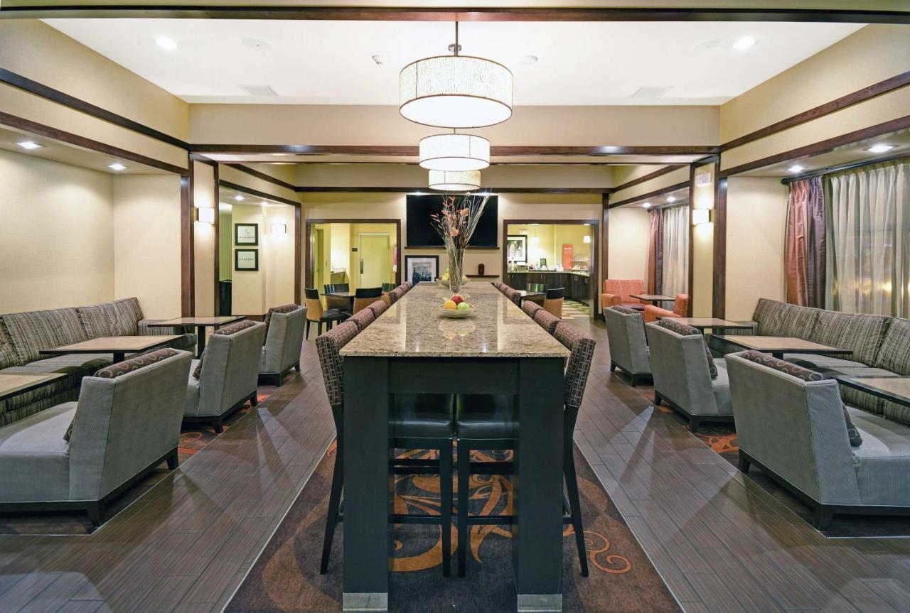 Hampton Inn Beloit Bagian luar foto