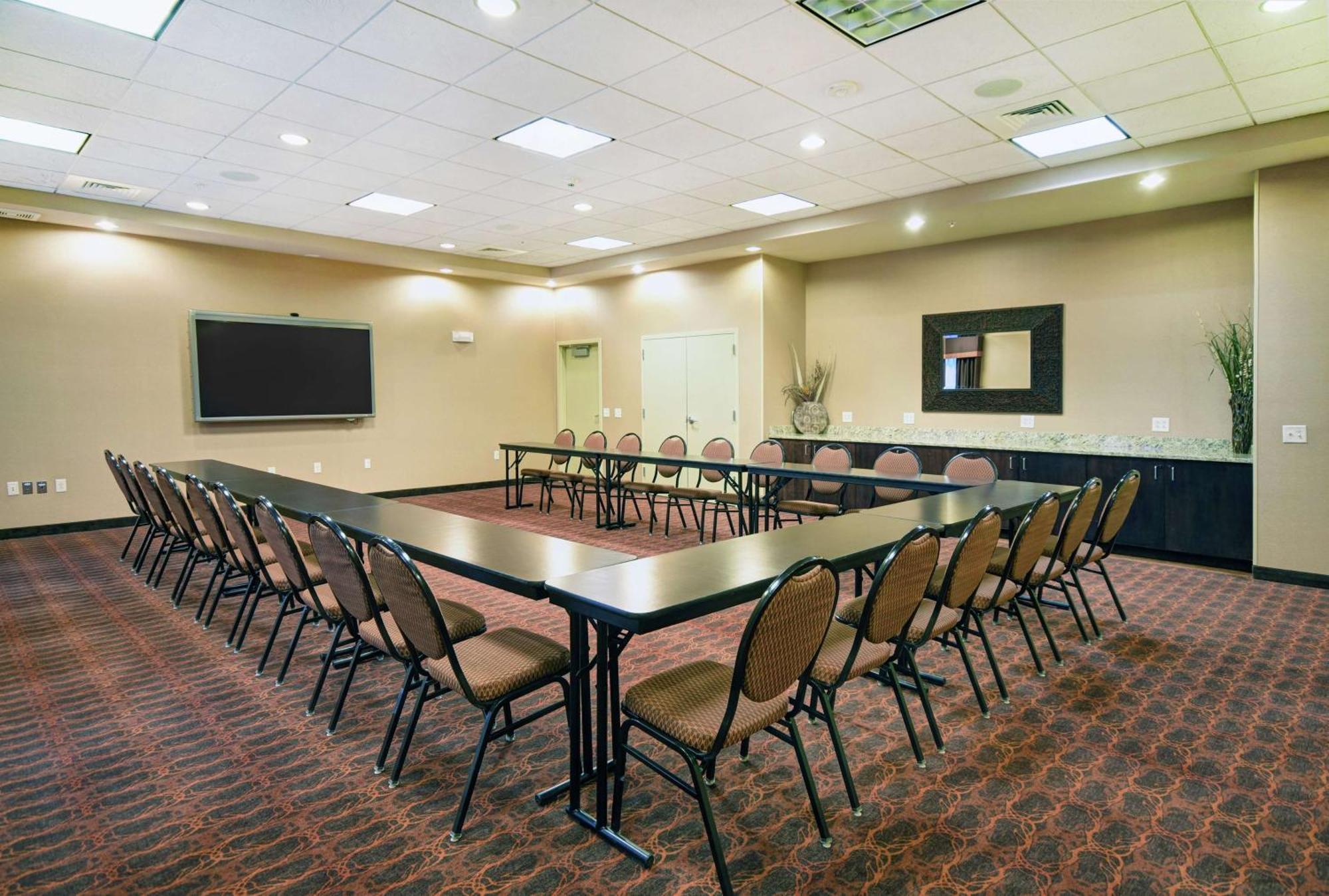 Hampton Inn Beloit Bagian luar foto