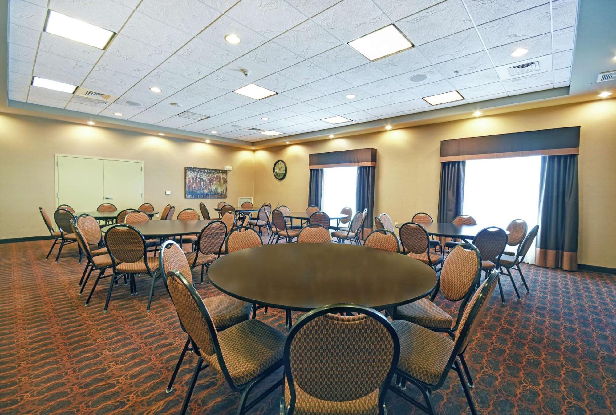 Hampton Inn Beloit Bagian luar foto